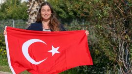 "İlklerin yüzücüsü" Bengisu'nun "7 Okyanus" hedefine 3 adım kaldı