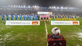 Rizespor'da 4, Fenerbahçe'de tek değişiklik
