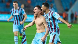 Trabzonspor'da Enis Bardhi suskunluğunu bozdu