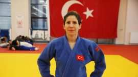 Ecem Taşın Çavdar'dan Paris'te bronz madalya