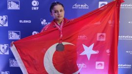 Medine Saime Balaban Avrupa Halter Şampiyonası'nda bronz madalya kazandı